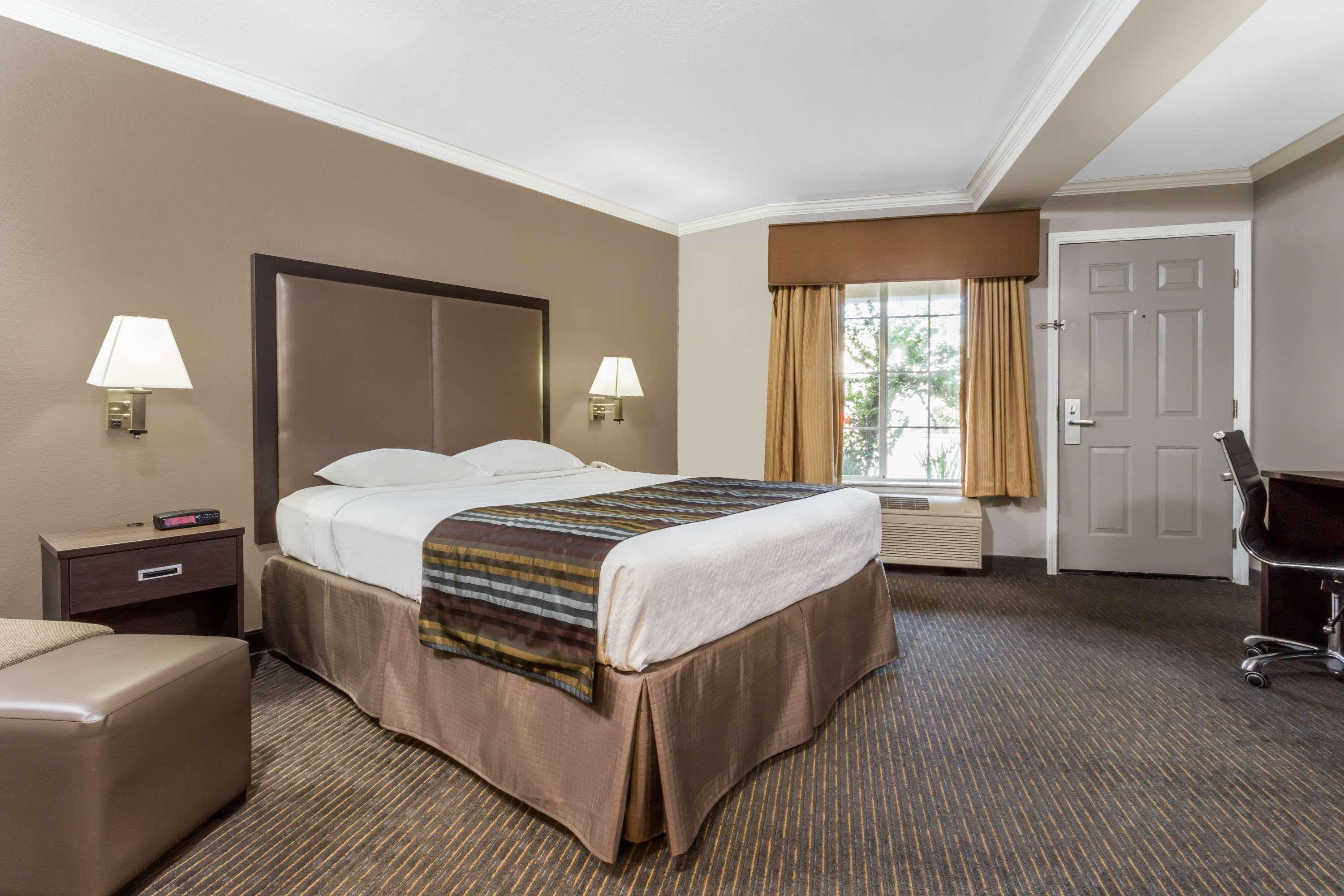 Super 8 By Wyndham Mountain View Μοτέλ Εξωτερικό φωτογραφία
