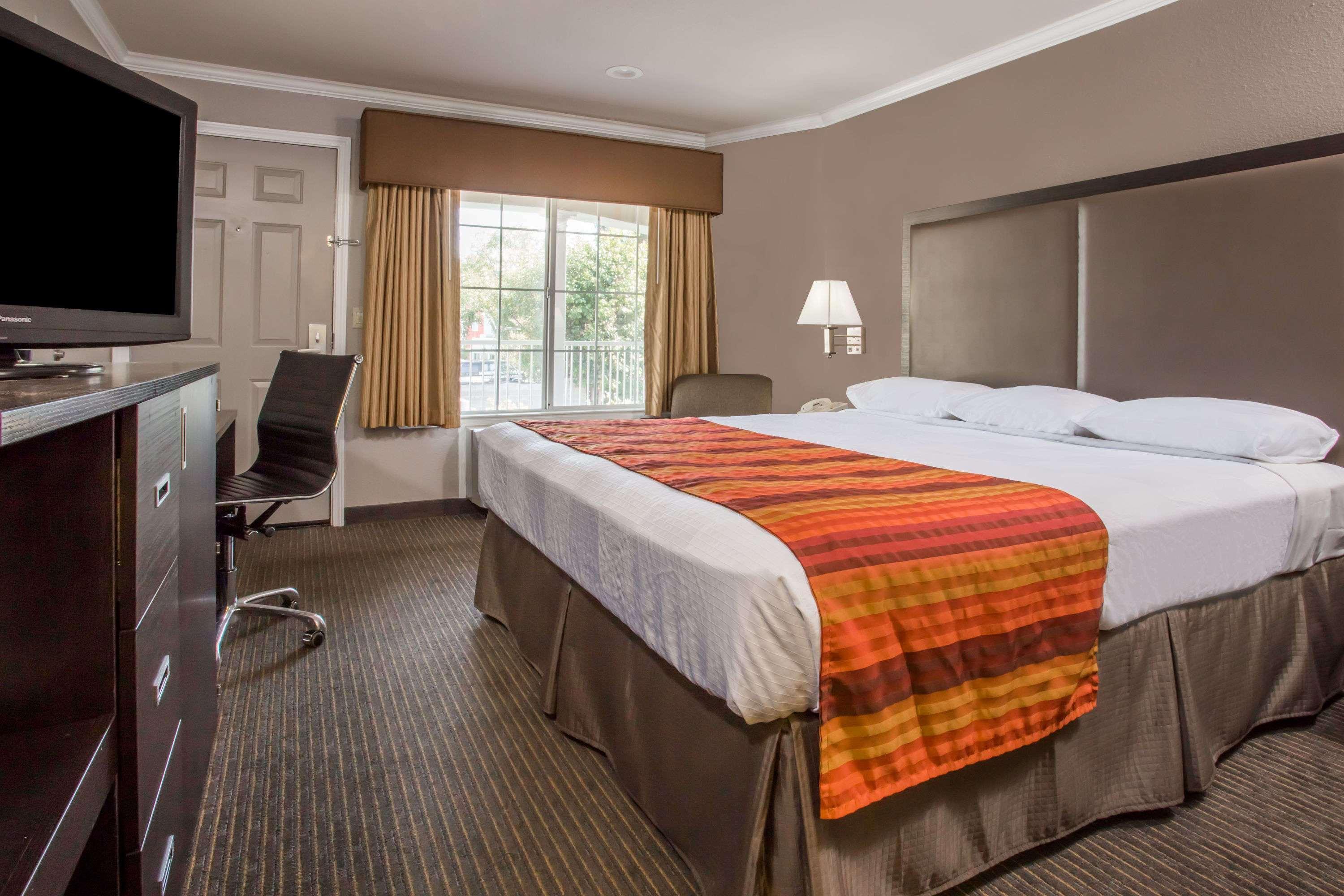 Super 8 By Wyndham Mountain View Μοτέλ Εξωτερικό φωτογραφία