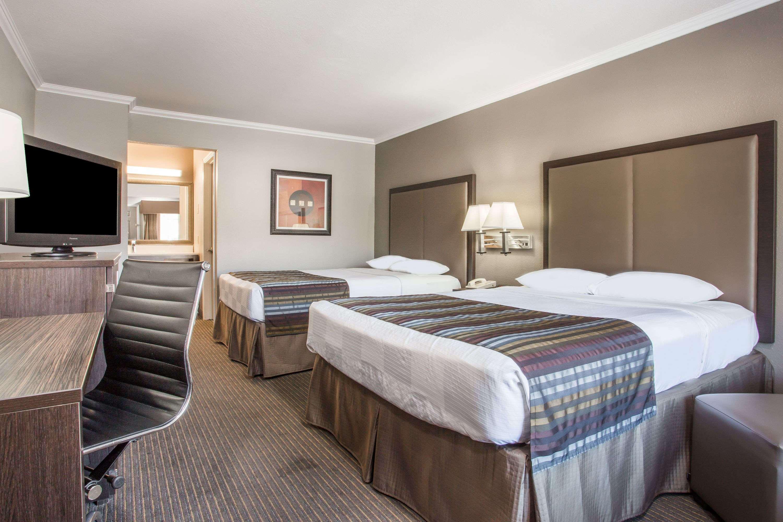 Super 8 By Wyndham Mountain View Μοτέλ Εξωτερικό φωτογραφία